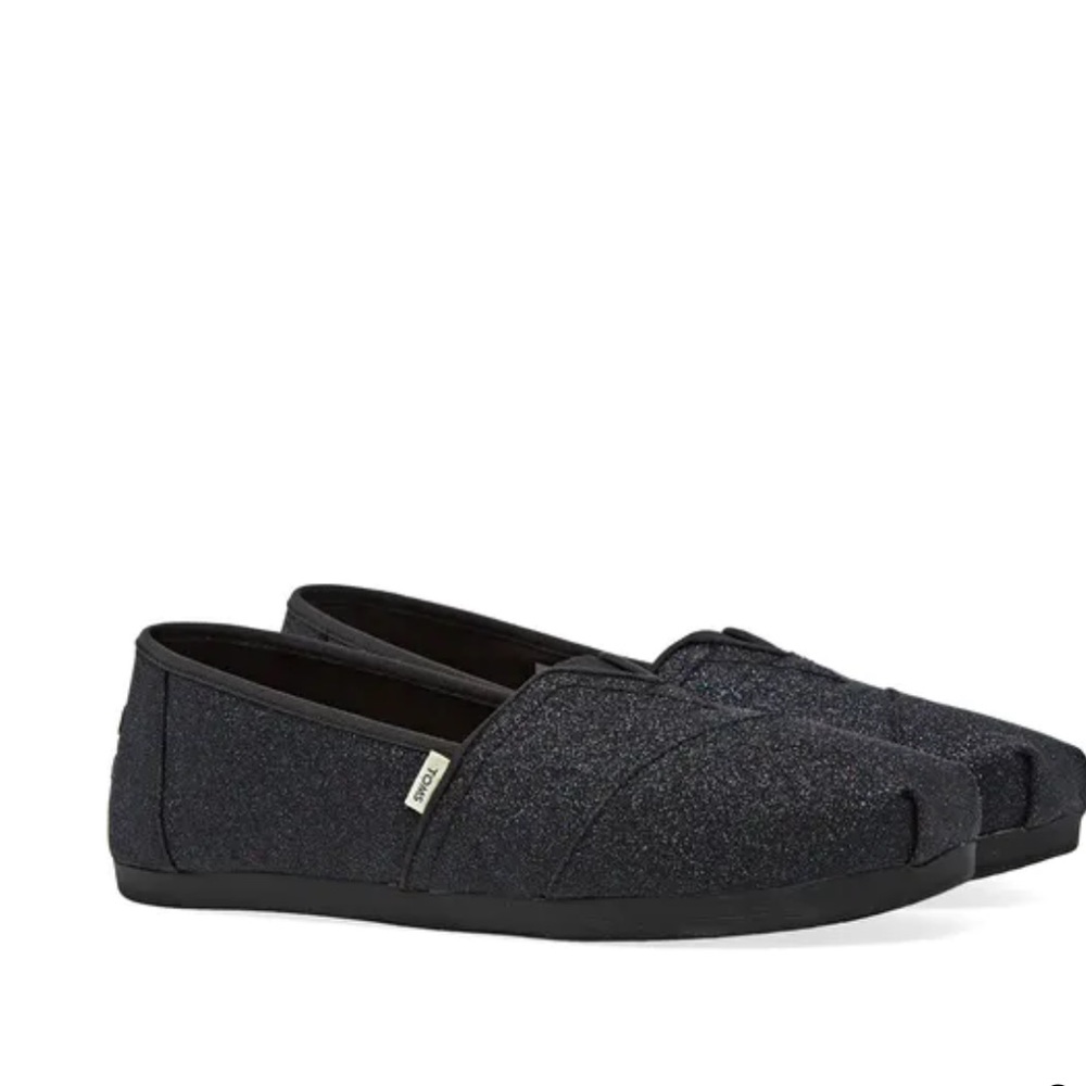 Black Sparkle Tom’s